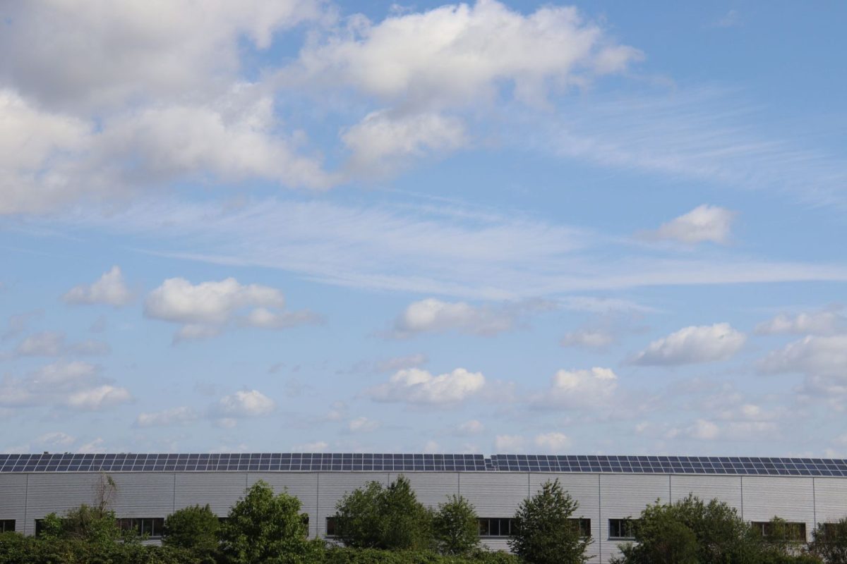 Rooftop solar panel array on an Indian home