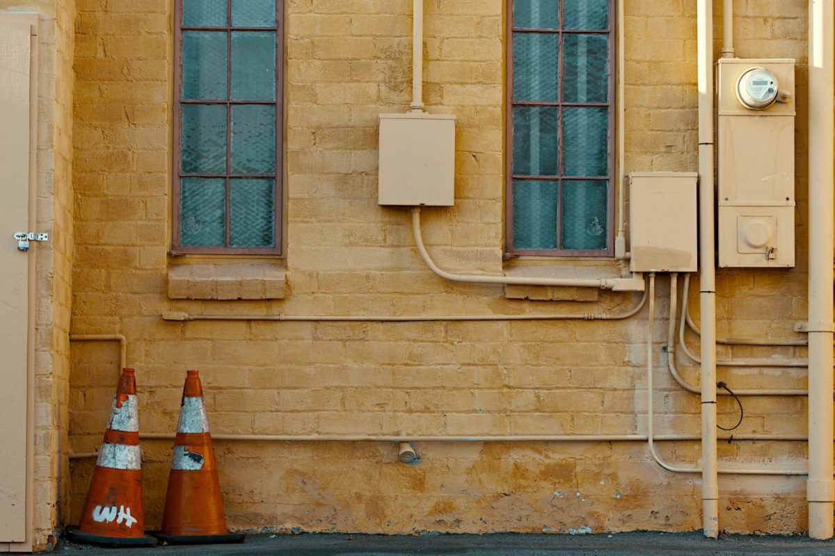 Bidirectional net meter recording import and export units after solar